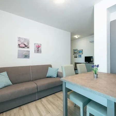 Apartment Milena *
